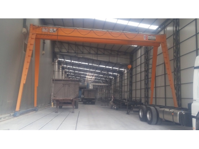 Log Gantry Crane